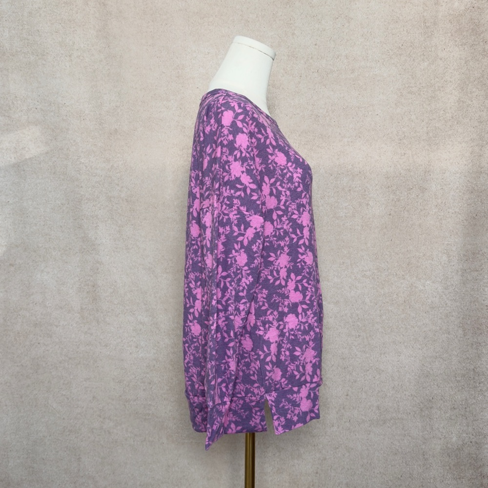 Dear Scarlett Cozy & Comfortable Elegant Floral Long Sleeve Top in Pink & Purple - Picture 4 of 6